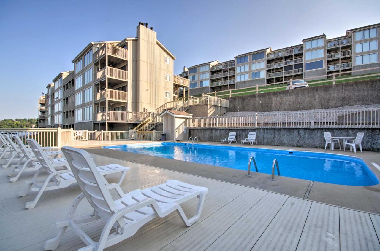 Lakefront Osage Beach Condo With Community Pool Екстериор снимка