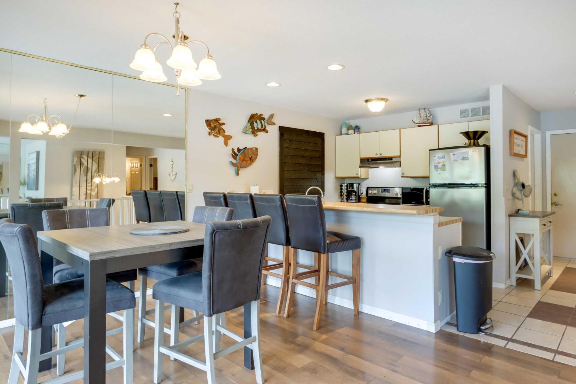 Lakefront Osage Beach Condo With Community Pool Екстериор снимка