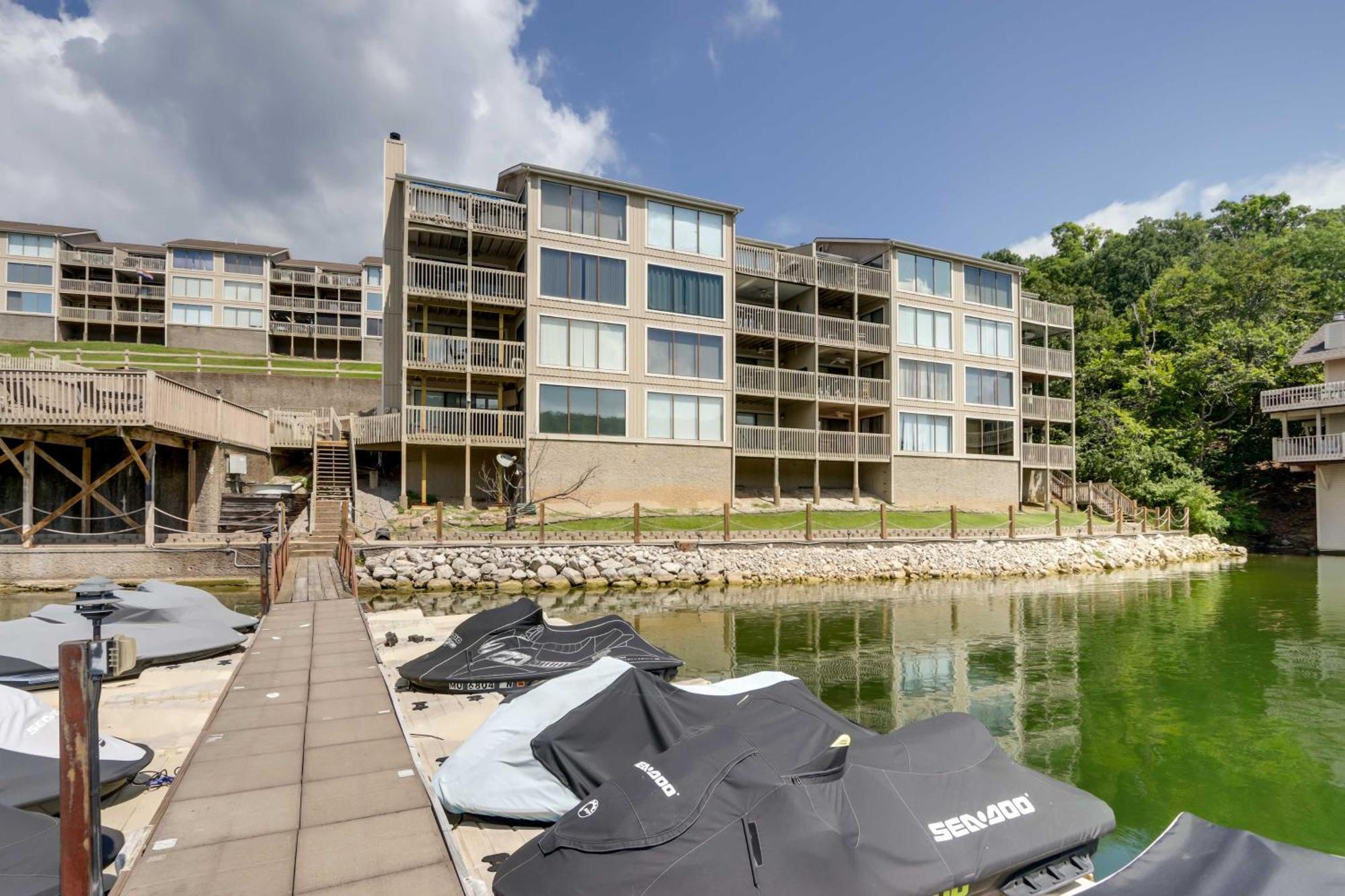 Lakefront Osage Beach Condo With Community Pool Екстериор снимка